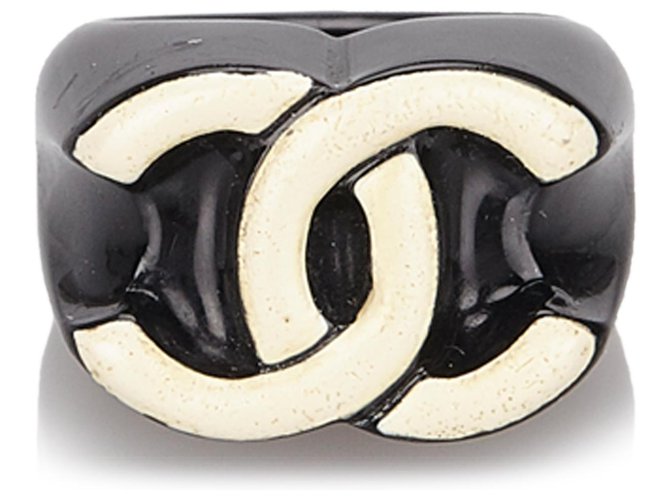 Chanel Black CC Ring Nero Bianco Crudo Plastica  ref.149467
