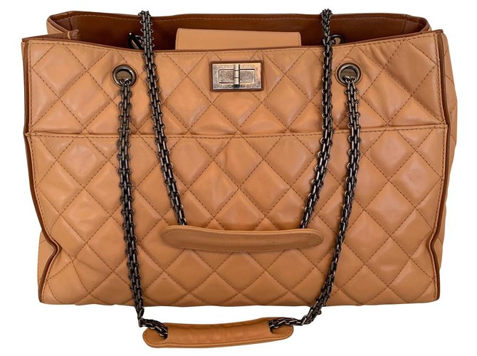 Chanel Shopping Beige Leather  ref.149534