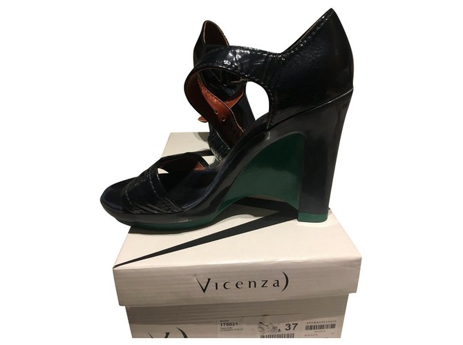 Marc by Marc Jacobs Mary Jane wedges Green Navy blue Patent leather  ref.149719