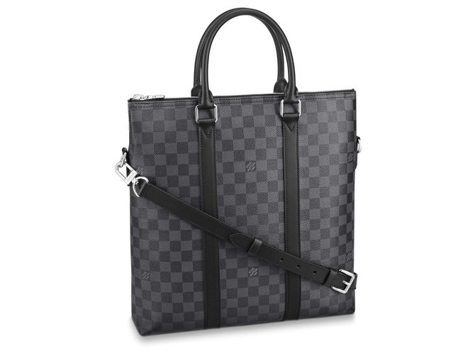 Louis Vuitton tote new Grey Leather  ref.149889