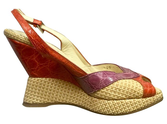 Zapatos slingback Prada de cuña cuero beige naranja morado Púrpura
