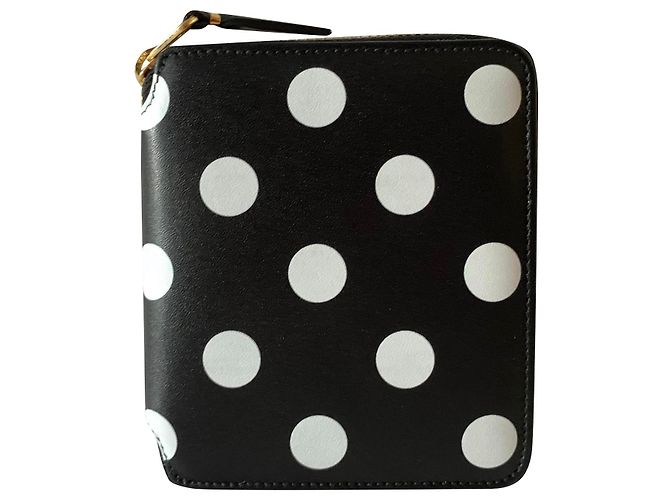 Comme Des Garcons Polka dots zip wallet