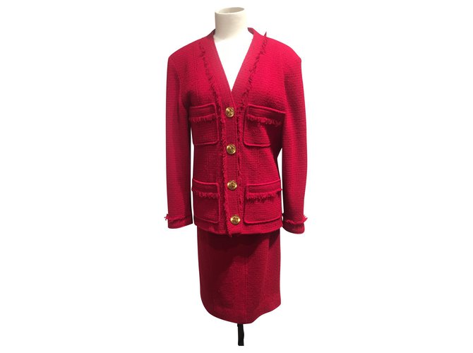 Chanel Terno de saia Vermelho Lã  ref.150213