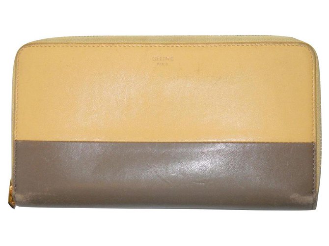 Céline CELINE zipped wallet Beige Taupe Leather  ref.150250