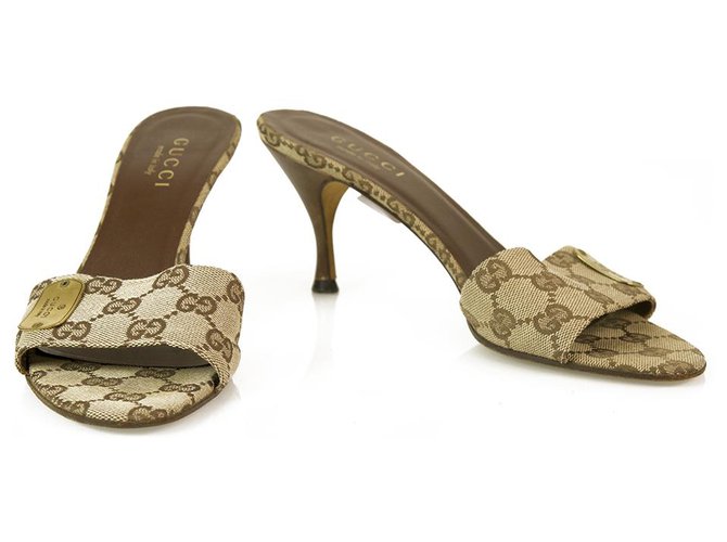 Gucci Dark GG Monogram Fabric Wooden Heels Slides Mules Sandals Shoes sz 38.5 Beige Cloth  ref.150388