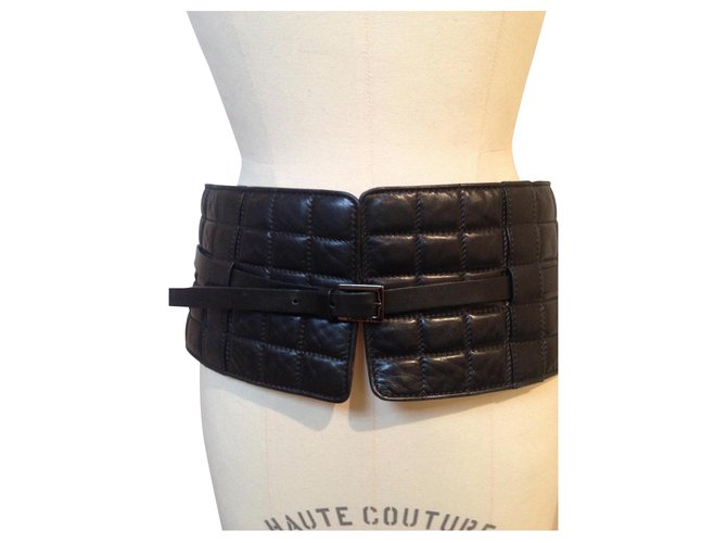 Wide quilted CHANEL belt Black Leather  ref.150431