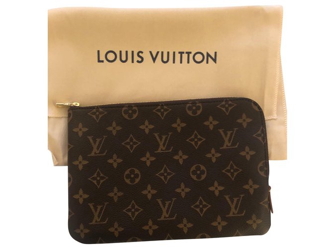Louis Vuitton Pouch new Brown Leather  ref.150673