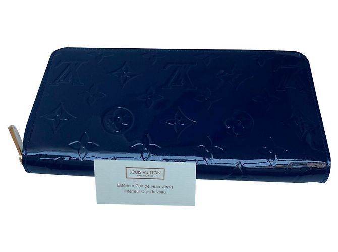 Louis Vuitton Blue zippy wallet Navy blue