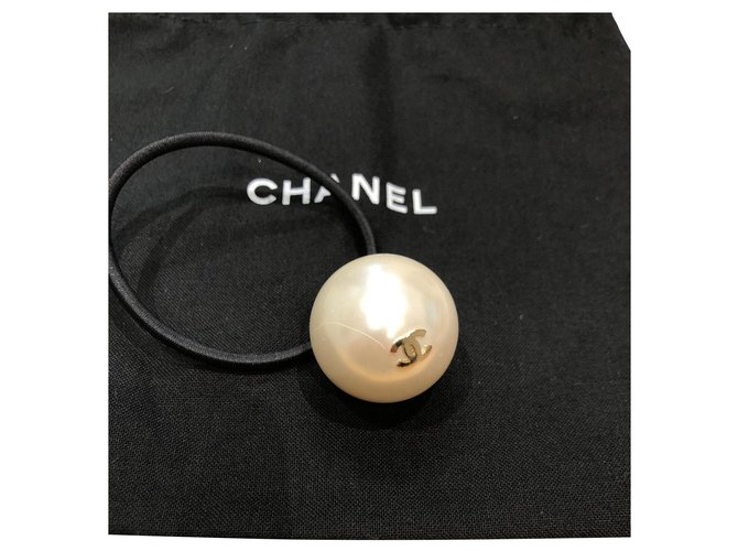 Chouchou Chanel Bianco Perla  ref.169016