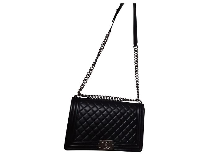 Borsa Chanel Boy in pelle di agnello nera Nero