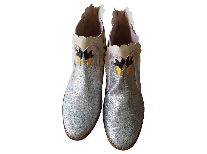 Stella Mc Cartney Botas Stella McCartney de couro prateadas Prata