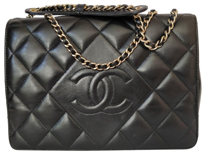 Chanel Black crossbody bag Leather ref.151001 - Joli Closet