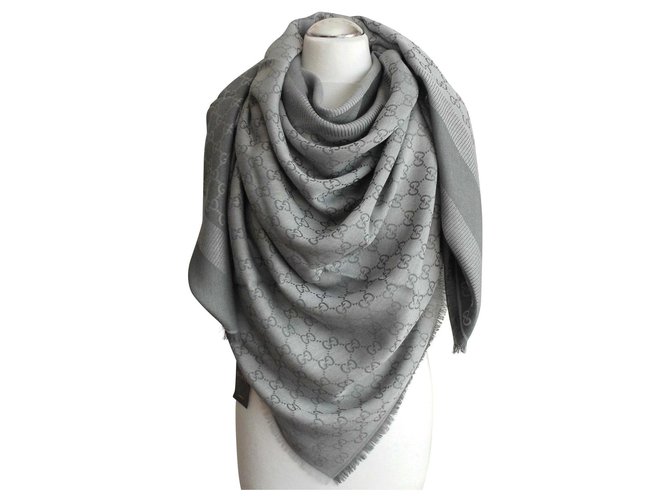 GRAY SCARF GUCCI NEW Grey Silk Wool  ref.151114