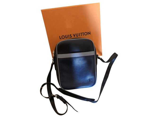 LOUIS VUITTON Danube slim shoulder bag man Epi blue Leather ref