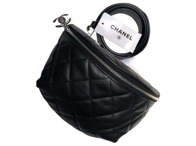 Cocoon Sac banane uniforme Chanel 2019 Cuir Noir  ref.151556