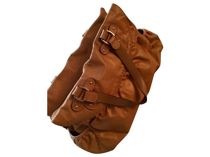 Bolsa de mão Longchamp em pele bege