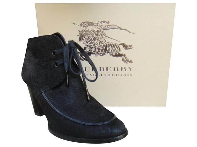 Burberry boots model English Heritage Paston p39 Black Leather  ref.151839