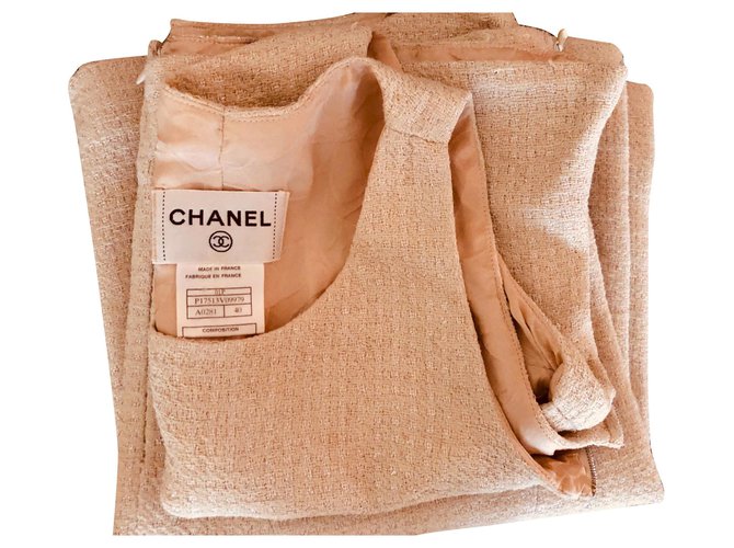 Chanel Tailleur jupe vintage Soie Laine Nylon Beige  ref.151853