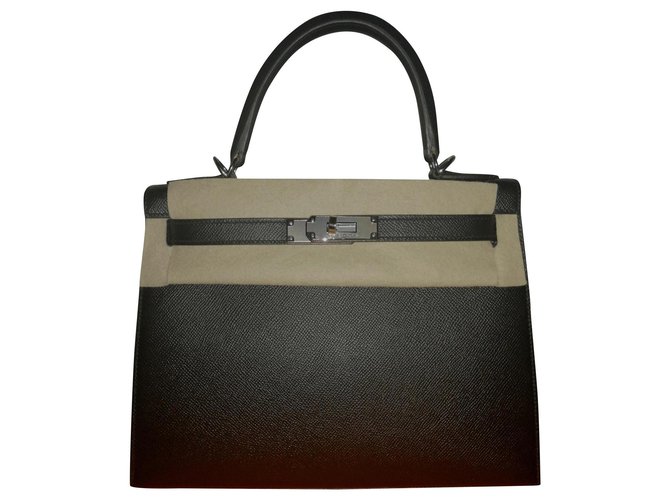 Hermès Kelly 28 cuir Epsom noir special order  ref.152034