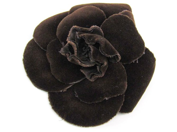 Chanel Brown Camellia Velvet Brooch Dark brown Cloth  ref.152130
