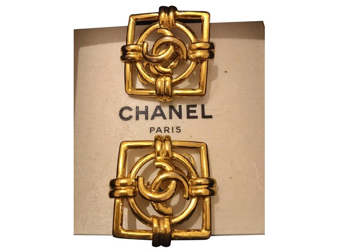 Coco Crush Boucles d’oreilles Chanel vintage Doré  ref.152243