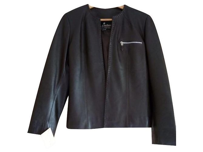 Autre Marque Genähte Ränder aus schwarzem Leder von Spencer