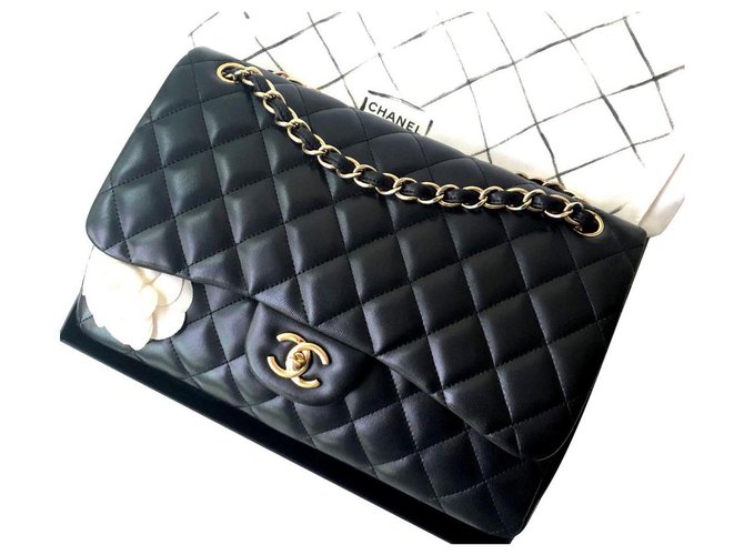 Chanel black lambskin Jumbo classic flap bag GHW