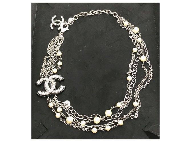 Chanel Halskette mit mehreren Strängen Metallisch Metall  ref.152380