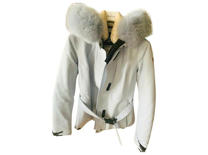 Moncler Coats, Outerwear Blue Cloth  ref.152451