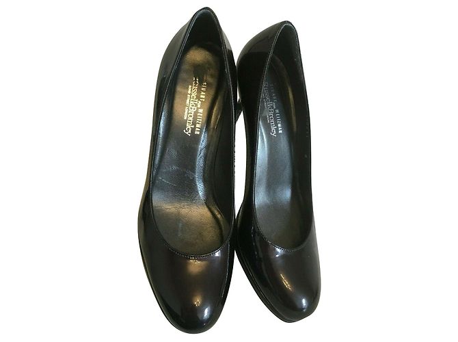Stuart Weitzman Black Patent Leather Pumps