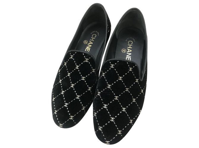 Chanel zapatos de terciopelo negro EU37  ref.153095