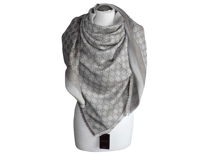 SCARF GUCCI NEW  GENUINE