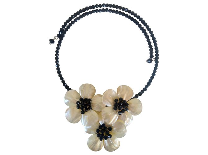 Autre Marque Mother of pearl  necklace White  ref.153268