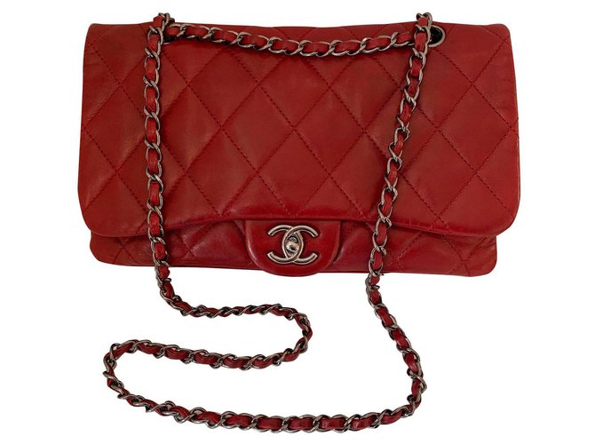 Timeless Chanel classical Dark red Leather  ref.153269