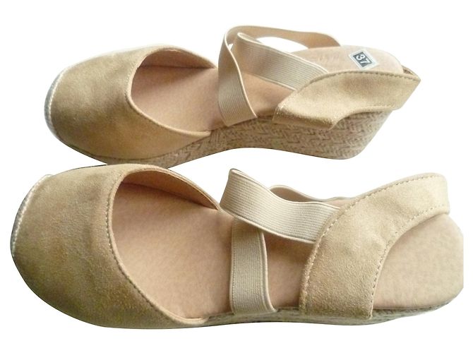 Autre Marque Größe beige Turnschuhe 37