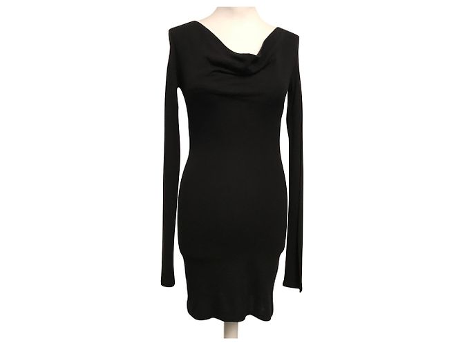 Vestido preto Pierre Balmain de lã e modal