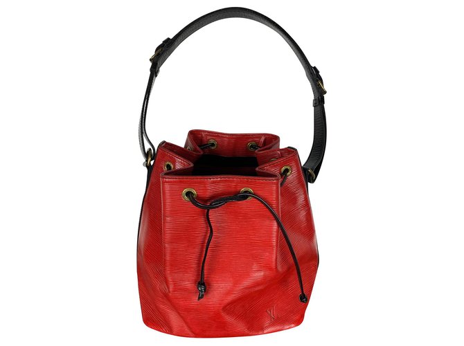 Noe Noah of Louis Vuitton Red Leather  ref.153888