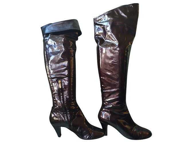 Botas Sergio Rossi de charol negro y morado Púrpura