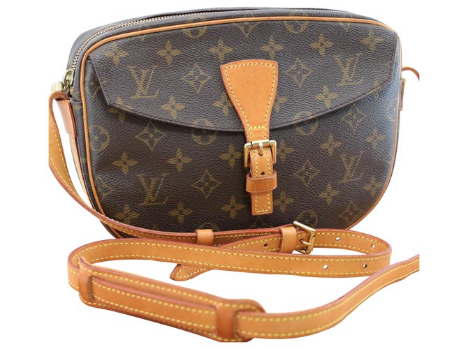 My first LV bag!!!! : r/Louisvuitton