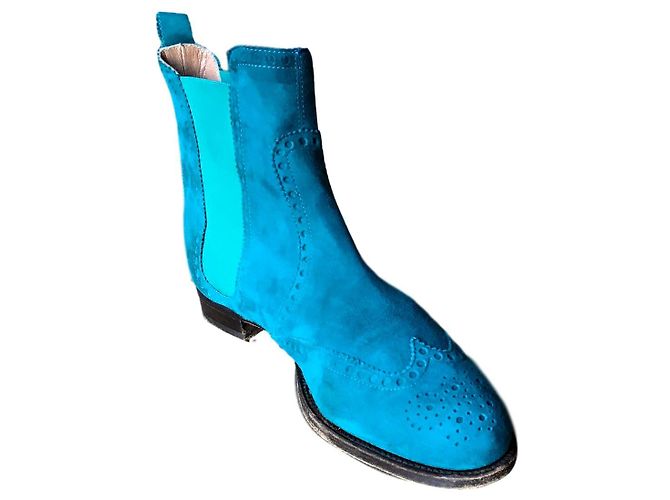Botas Hermès em pele de veado azul
