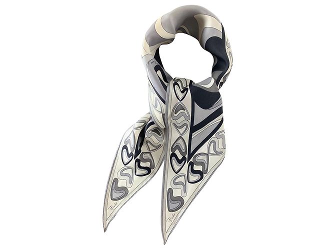 Emilio Pucci Losange Pucci