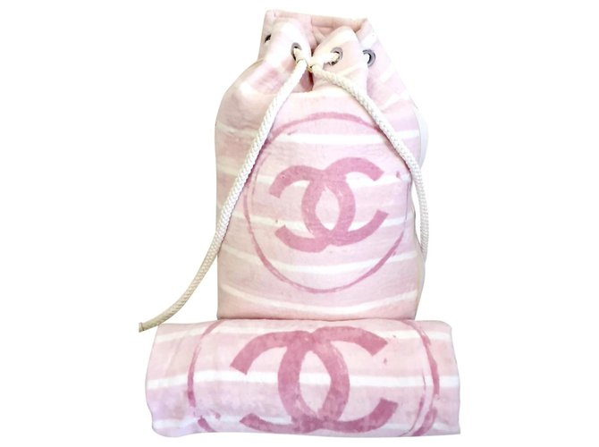 Chanel Lot sac à dos et serviette neuf Coton Rose Blanc  ref.154691