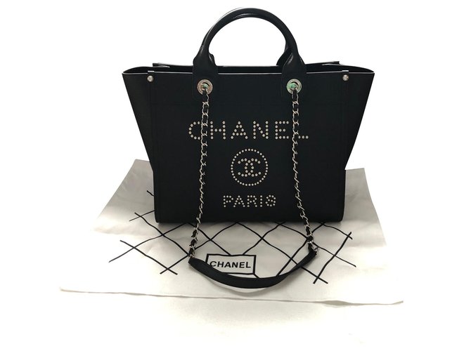 Chanel Große Einkaufstasche Schwarz Leder  ref.154694
