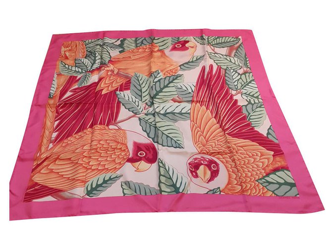 Hermès Silk scarves Pink  ref.154753