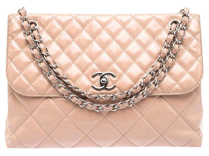 Timeless Chanel Handbags Taupe Leather  ref.154769