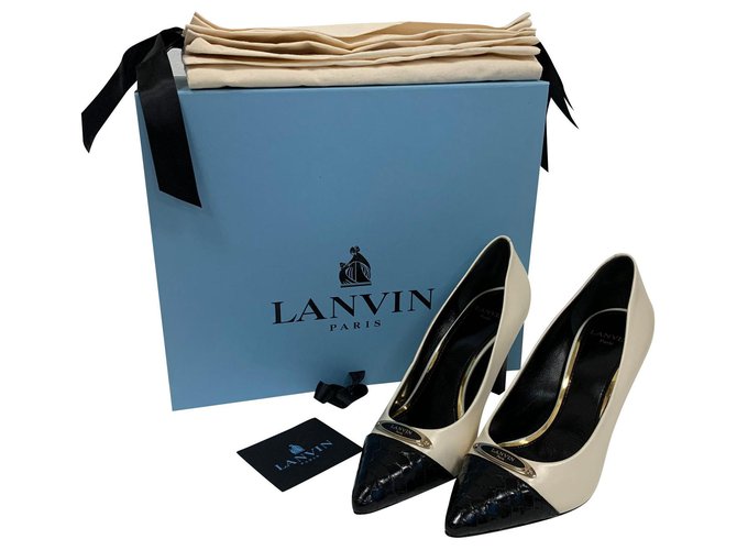 Lanvin Zapatos de tacón de cuero Crudo  ref.155153
