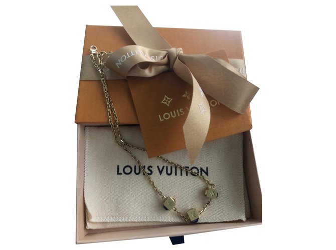 Louis Vuitton Colar Gamble Dourado Banhado a ouro  ref.155210