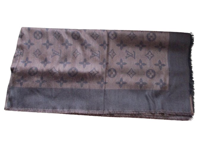 Louis Vuitton Silk stole 1 monogram wool. Brown  ref.155215
