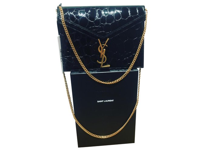 Yves Saint Laurent Handbags Black Golden Patent leather  ref.155245