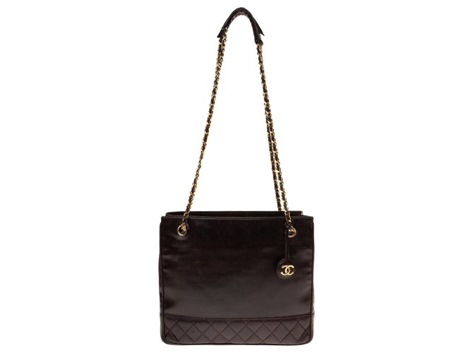 Chanel tote in brown quilted leather, Golden garnish  ref.155494